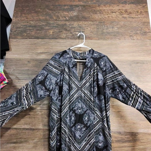 Free People Black and White Patterned Blouse - Picture 9 of 10